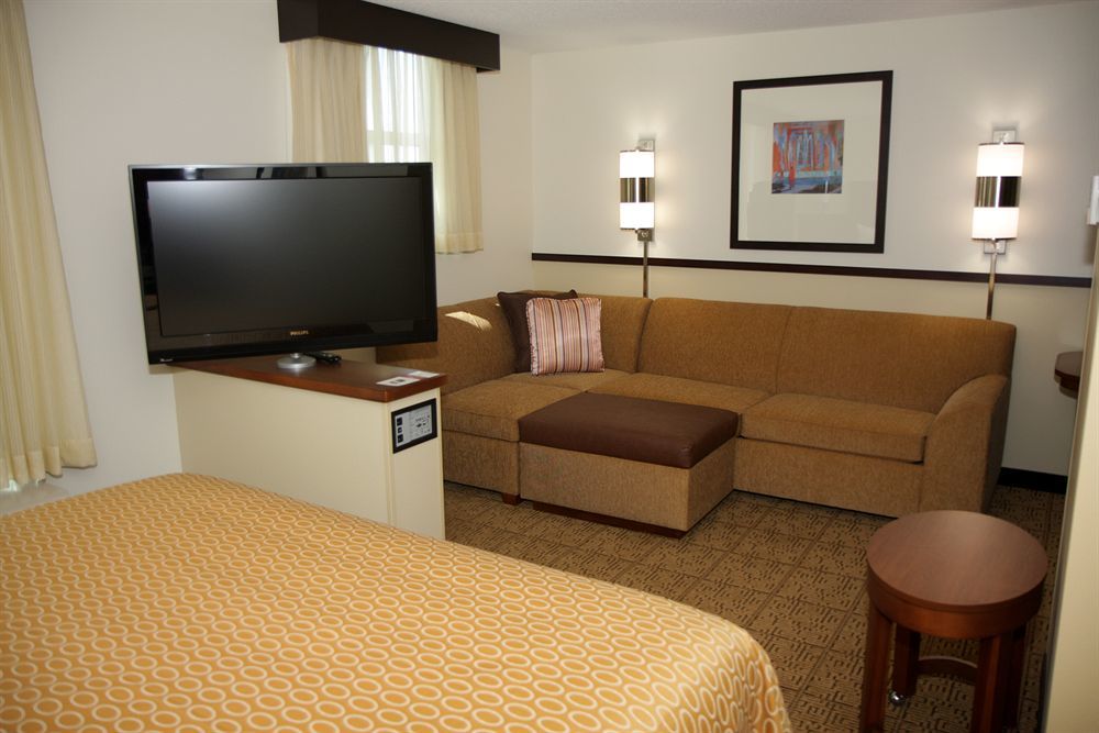 Hyatt Place Fort Myers At The Forum Exterior photo